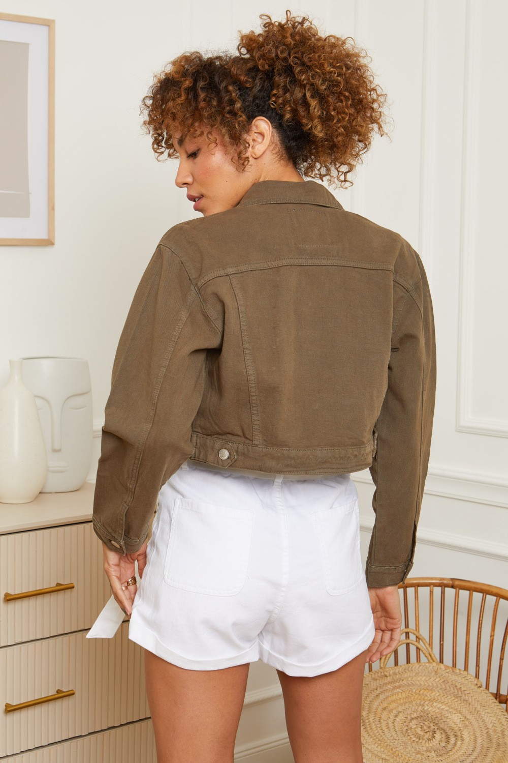 Premium Olive Green Utility Jacket - Your Next Best-Seller! - Image 4