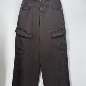 Cargo Utility in Brown – relaxed, functional, on-trend